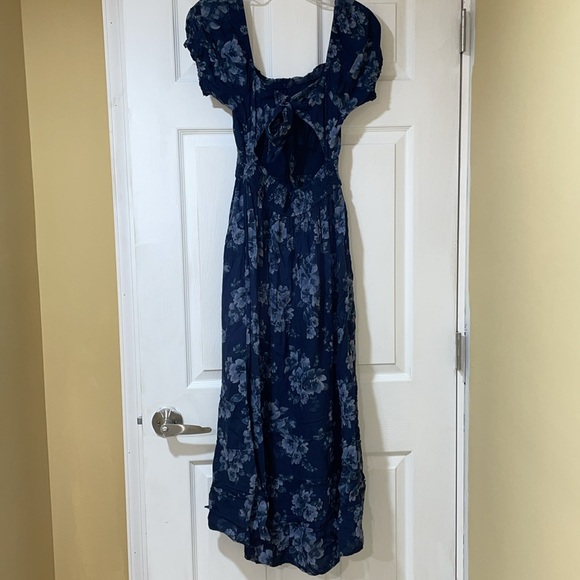 Lovely hollister dress - Picture 8 of 11